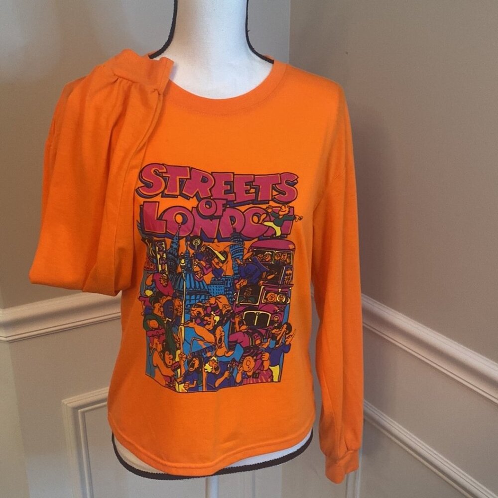 Romwe Long sleeve T-shirt size medium Streets of London